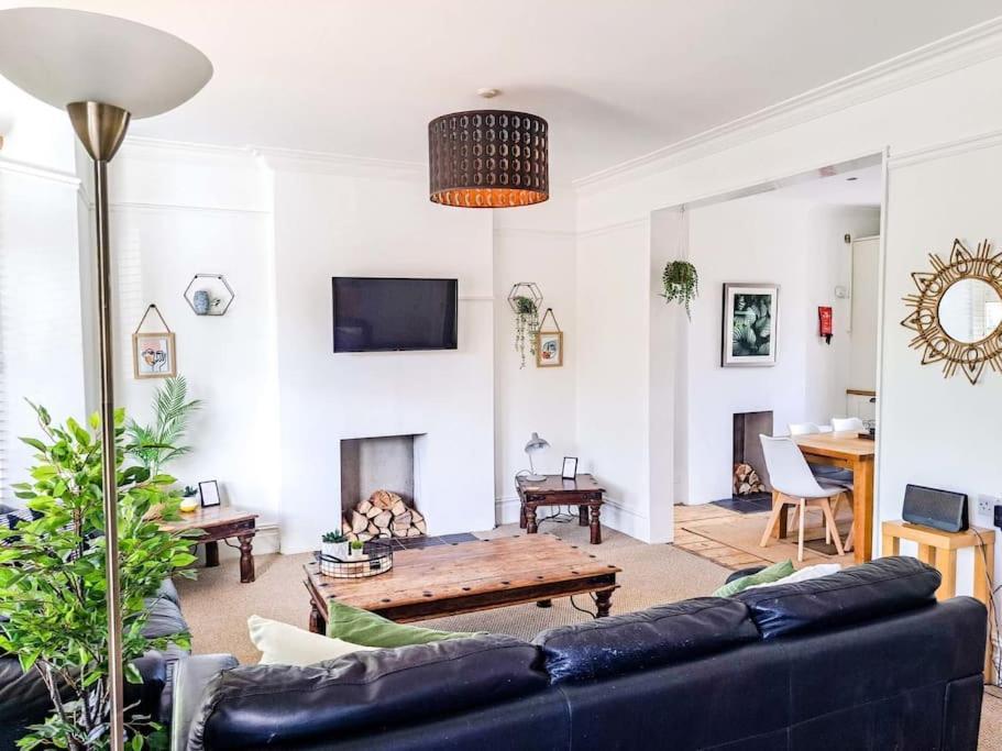 Apartamento 3 Bed Flat Near To Cardiff And Cardiff Bay Exterior foto