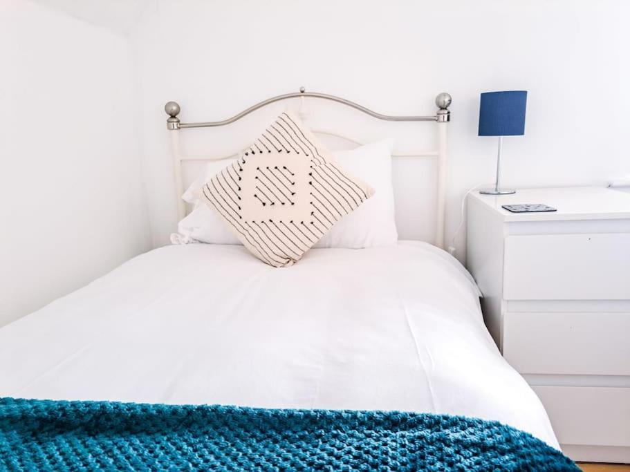 Apartamento 3 Bed Flat Near To Cardiff And Cardiff Bay Exterior foto